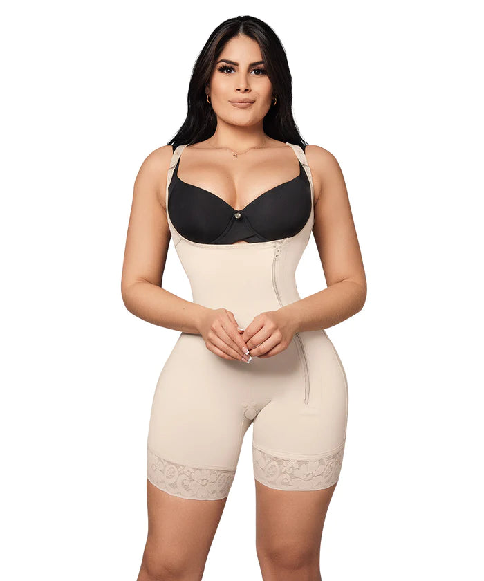 FAJA MOLDEADORA CON BROCHES - MEDIANA COMPRESIÓN ( REF. C-001 / C-101 )